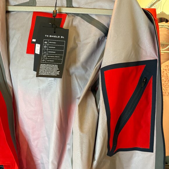 J. Lindeberg Men’s Golf Jacket Rain Windbreaker Small Red TX Shield Aerial Lite - Picture 10 of 11